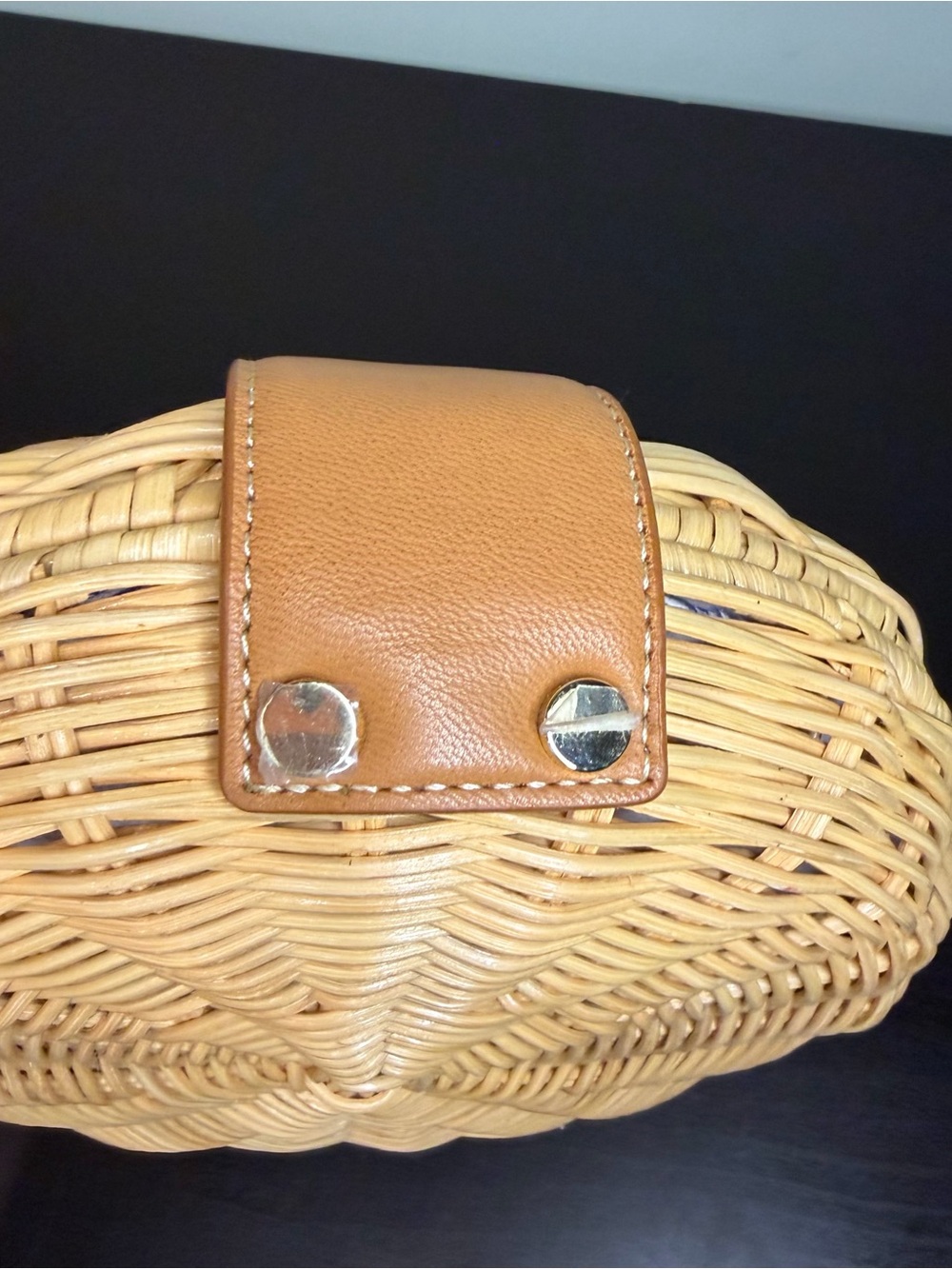 J.McLaughlin ROMINA WICKER
CROSSBODY BAG in perfect condition - Picture 6 of 10